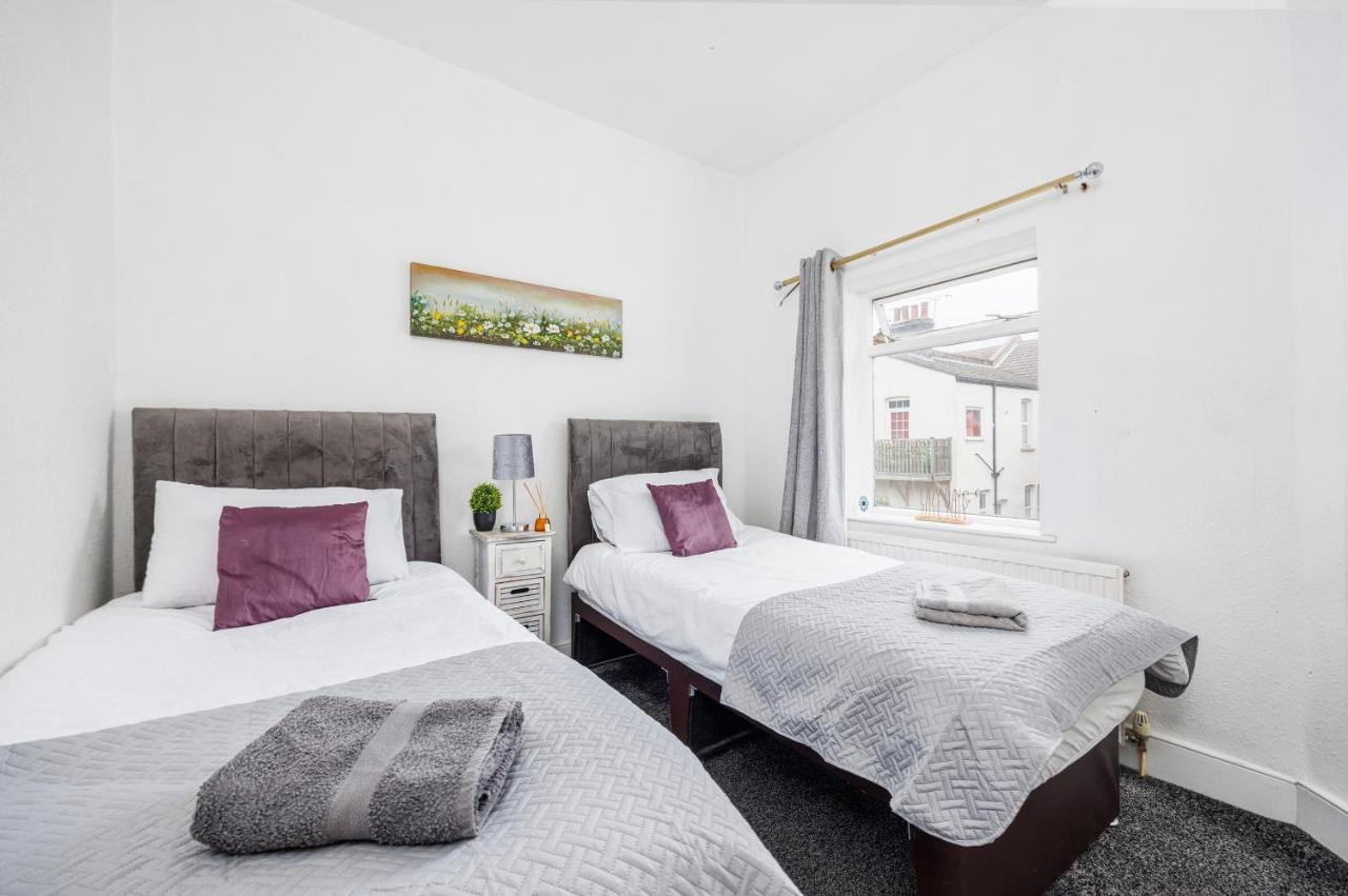 Bright & Spacious 2Br - City Centre Nr The Beach & High St By Everhome Ltd 桑斯安 外观 照片